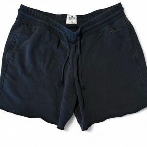 XL Hollister Must Have Collection Men’s Black Shorts